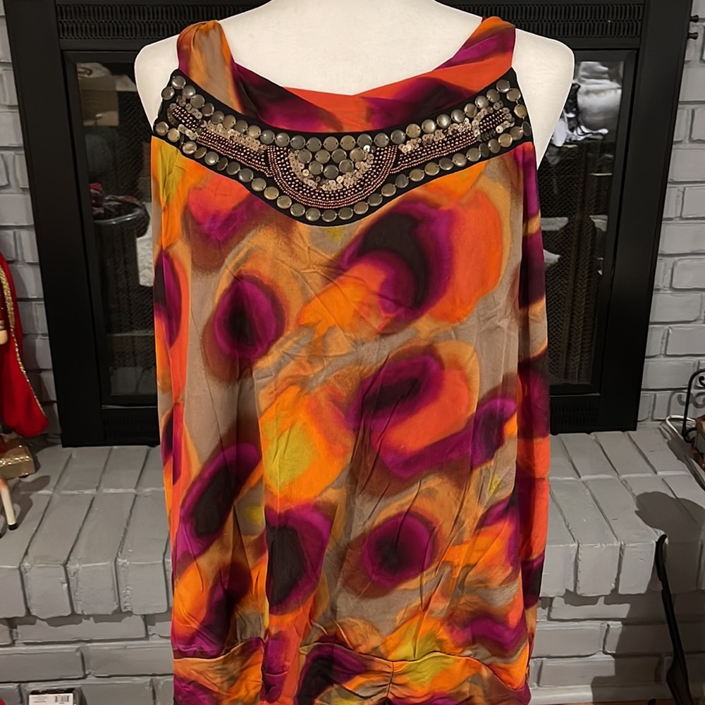 Like new colorful tank 1x